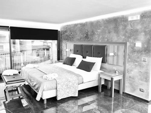 KEFA SUITE 4