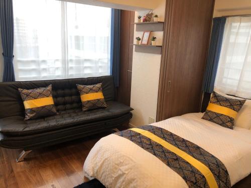 2 bedrooms, 4 beds