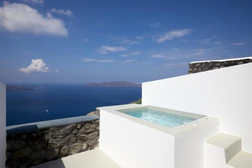 Santorini Princess Spa Hotel - image 9