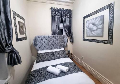 *G11H* for a cosy luxurious lovely stay + Free Parking + Free Fast WiFi perfect for work or pleasure*