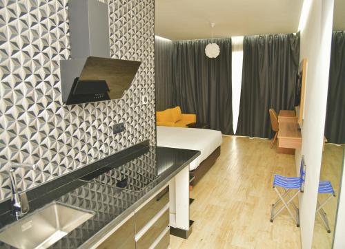 Surf One Hotel – Agadir, CO