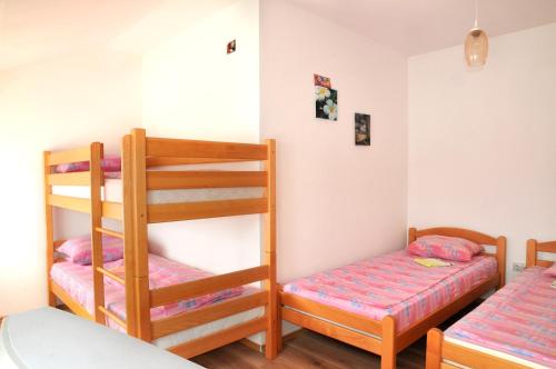 Hostel Room