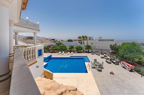 LUXURY VILLA NAUTILUS Heated pool