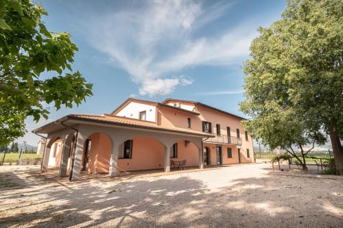 Assisium Appartamenti - Apartment - Bastia Umbra