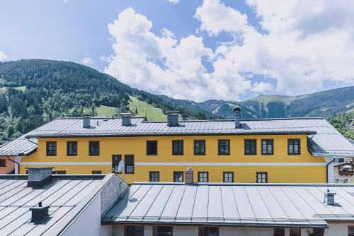 Alpine City Living by we rent