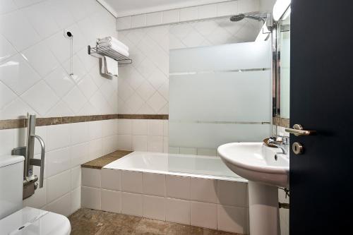 Jose Estevao Hotel - image 10