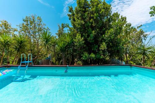 Swimming pool, Appartamento la Quercia in Villaggio Resta
