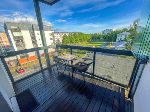 Beach Side Apartment with a Balcony