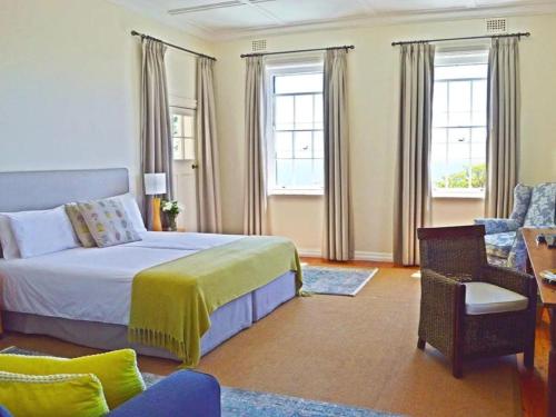 Suite Balcony Seaview  image 10