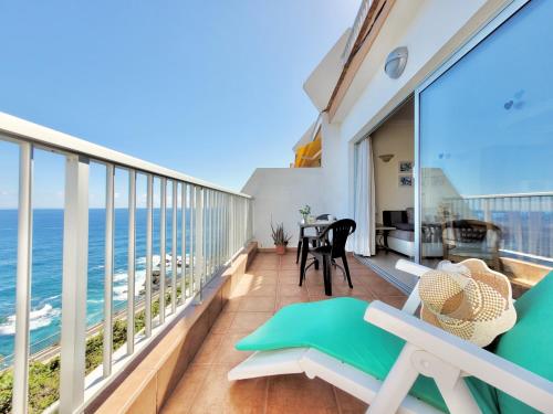 Ocean Cliffs 3