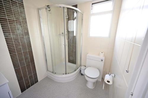 The Hathaways Room Type - Family Room with Shower