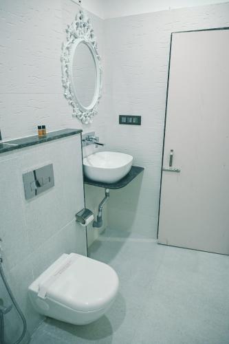 Empire Regency – Guwahati, TX