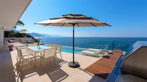 New oceanfront luxury Villa in Puerto Vallarta