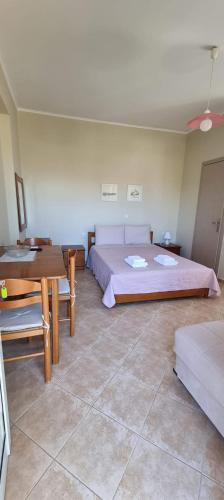  studio στην πολη των τρελων νερων in Chalkida