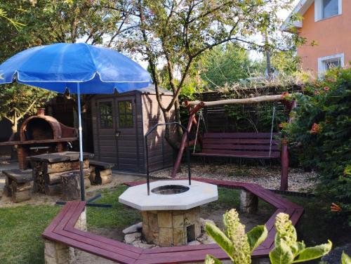 Nora Vendeghaz in 阿巴德薩洛克