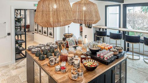 Maisons du Monde Hôtel & Suites - La Rochelle Vieux Port
