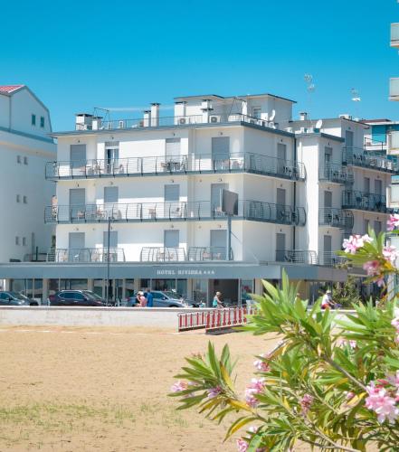 Hotel Riviera - image 8