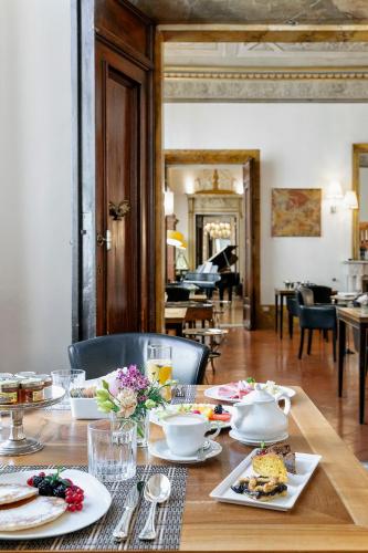 Relais Santa Croce, By Baglioni Hotels