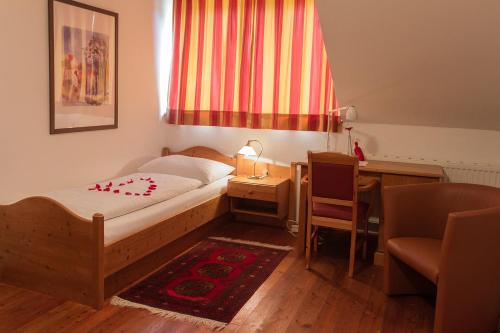 1 twin bed