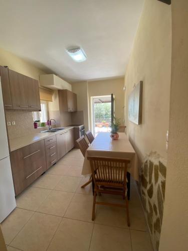 Koundouros Home in Innachori