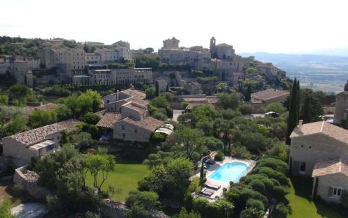 Mas de la Beaume - Hotel - Gordes