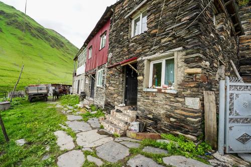 Dārzs, Bori's Guesthouse in Ushguli