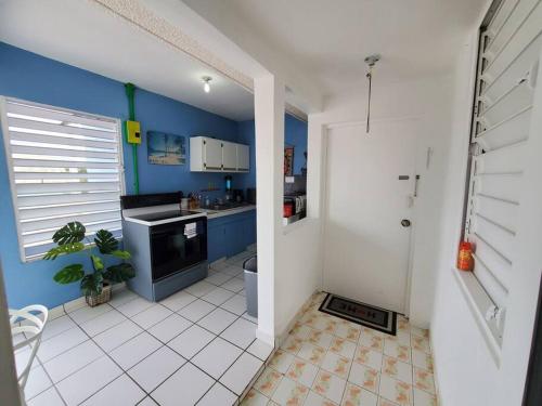 Central location apartment with WiFI + AC