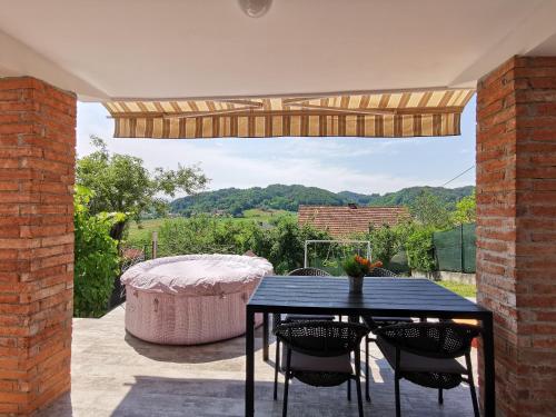  Guesthouse Videc, Unterkunft in Tuheljske Toplice