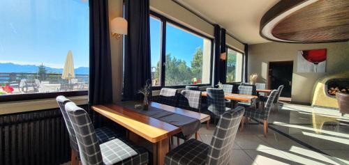Krogs/atpūtas telpa, PanoramaHotel Penegal in Ruffre
