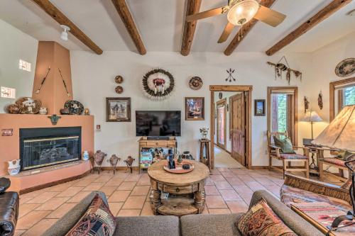 Comfy Aspen Ridge Home about 3 Mi to Ski Lifts