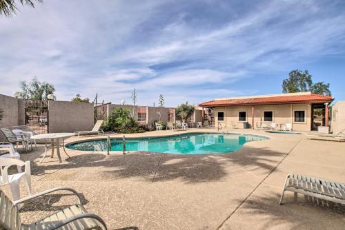 Apache Junction Condo with Mountain Views and Pool