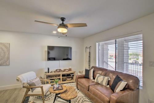 Apache Junction Condo with Mountain Views and Pool