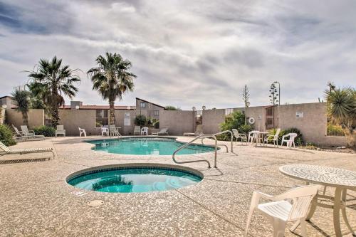 Apache Junction Condo with Mountain Views and Pool