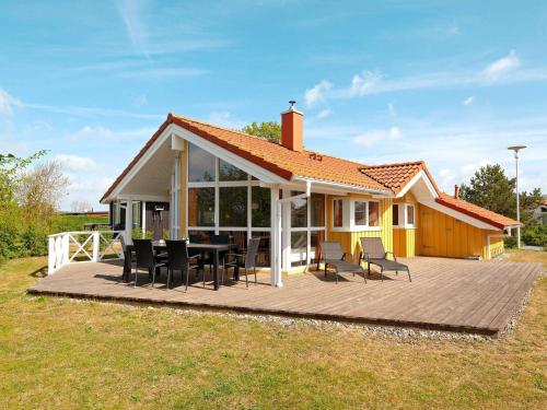 Exterior view, 6 person holiday home in GROEMITZ in Lenste