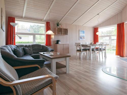 Facilities, 6 person holiday home in GROEMITZ in Lenste