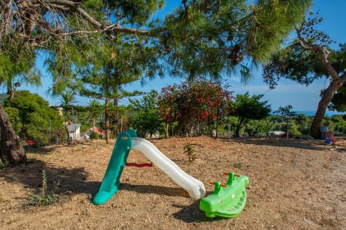 Pine tree Apartment & sunset by "elite" Pine tree Apartment & sunset by "elite"