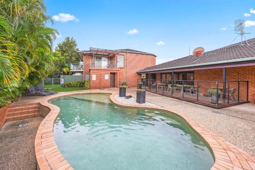 Swimming pool, Macquarie Barracks Motor Inn in Port Macquarie