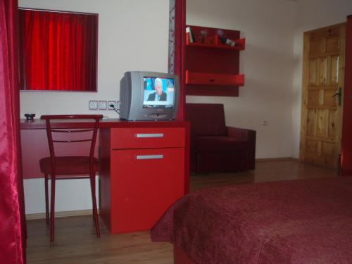 Mania Guest House - image 14