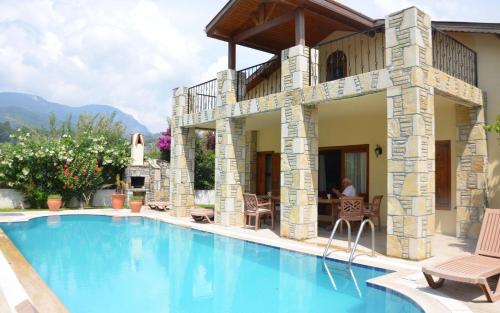 Villa Azure