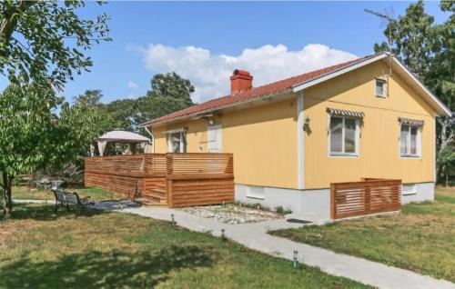 . Awesome apartment in Borgholm with 3 Bedrooms and WiFi