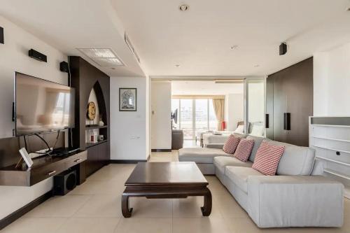 Andaman Sea View Apartment - Patong Beach