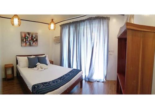Keira Backpackers – El Nido, WI