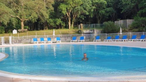 Appartement 3 pièces, 6 perso avec piscine chauffée en saison domaine du golf de Pinsolle - Location saisonnière - Soustons