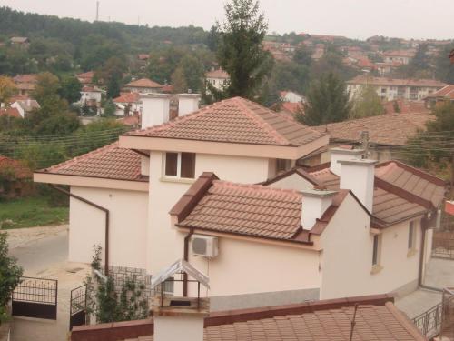 Mania Guest House - image 2