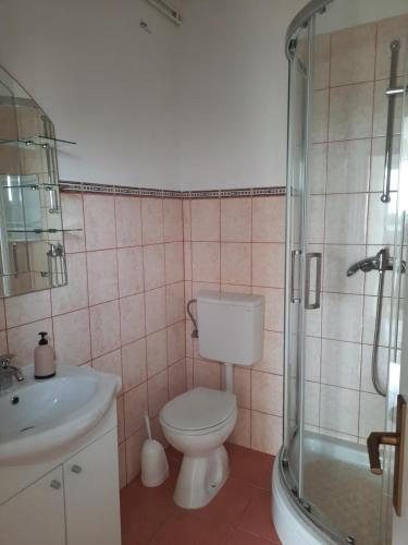 Three-Bedroom Apartment image 6