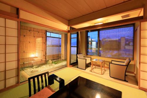 Japanese Style Standard Twin Room