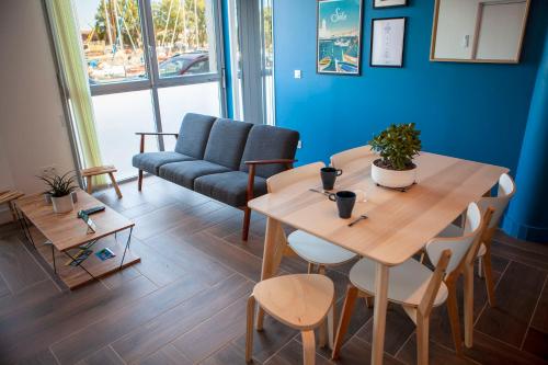 Five to Sete - Gare - Centre-ville – Sete, FL