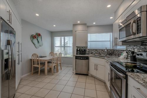 Vista Verde East 5-137 2 Bedroom Sleeps 6 Heated Pool Spa Ground Floor - image 11