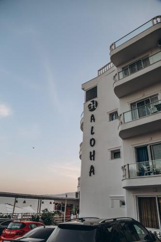 Aloha Beach Restaurant & Hotel