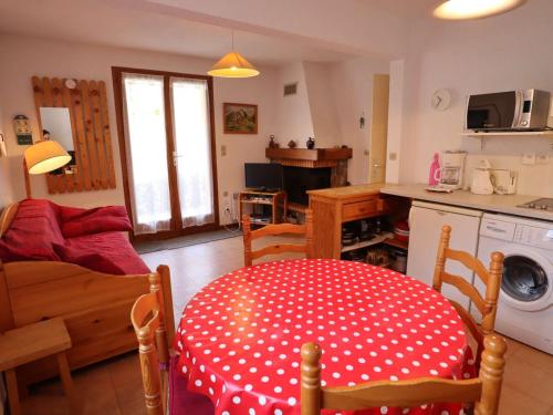 Appartement Arêches-Beaufort, 3 pièces, 5 personnes - FR-1-342-183 - Apartment - Beaufort